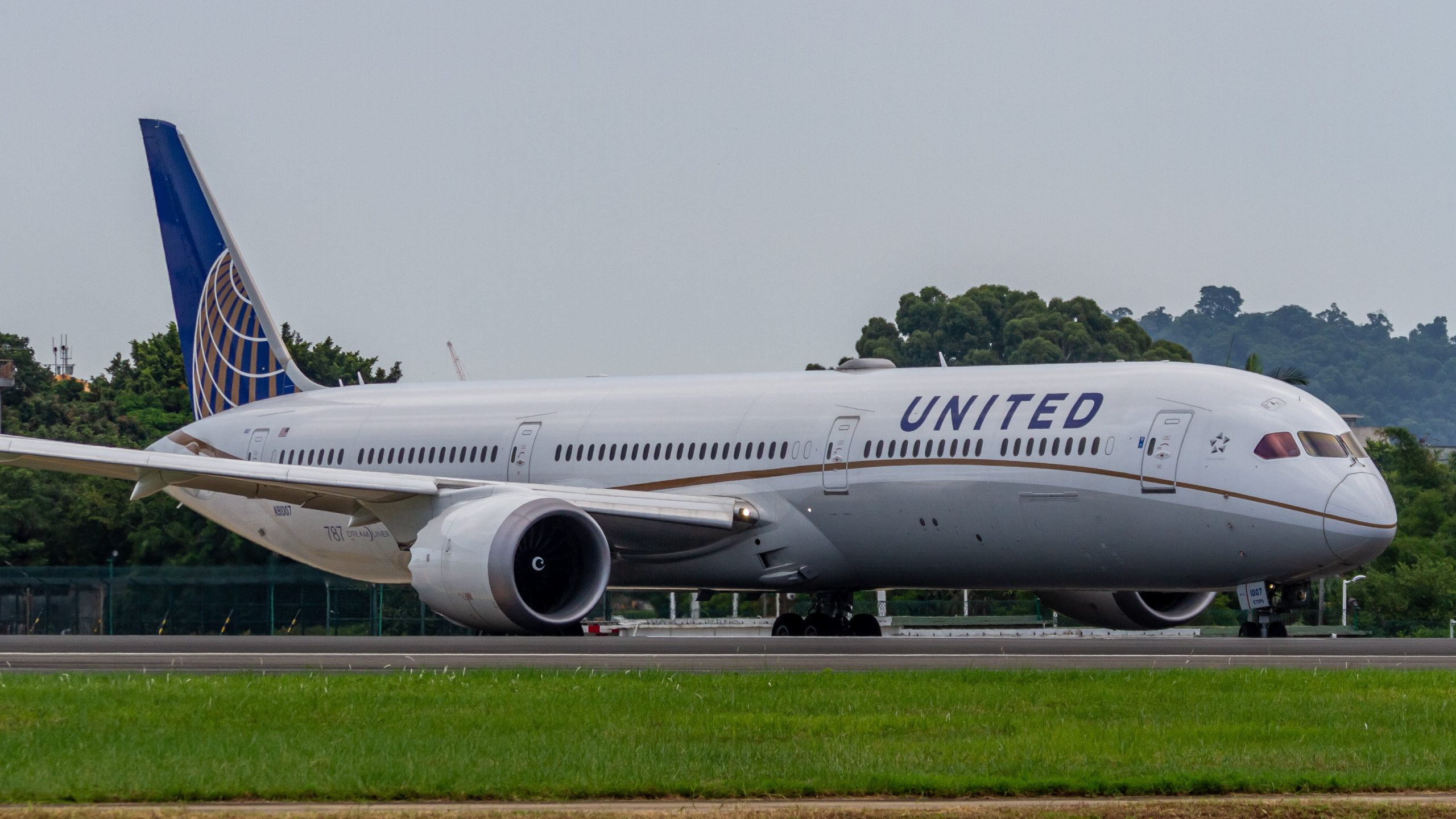 美联航旧涂78X-kmphotos